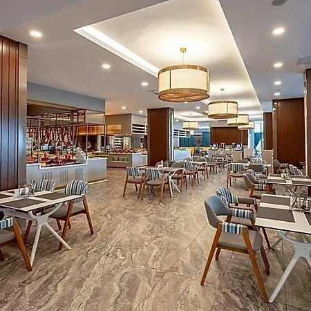 Otel Justiniano Theodora 3*