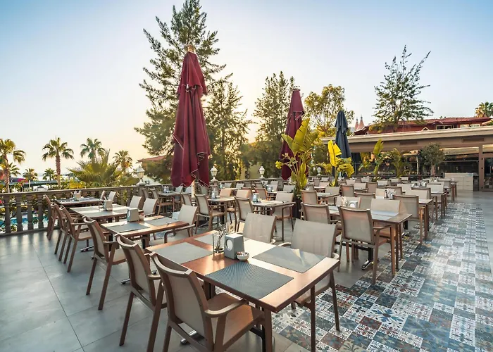 Justiniano Theodora Hotel Okurcalar